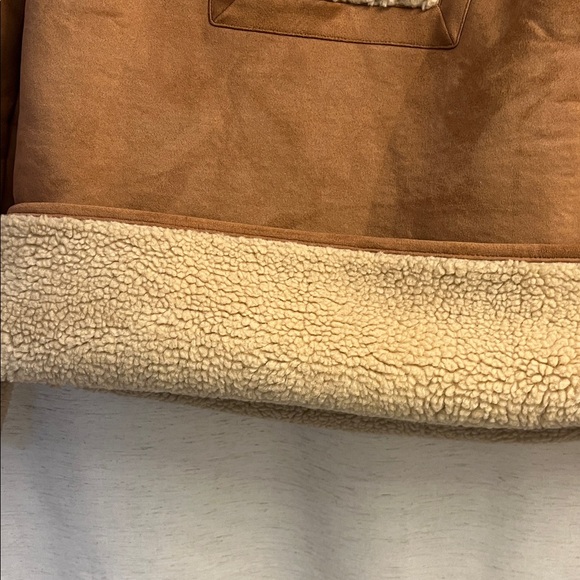 Tuckernuck Stella Shearling Jacket - Picture 5 of 5